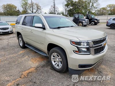Czwarte zdjęcie samochodu z boku: 2015 CHEVROLET TAHOE C1500 LS VIN:1GNSCAKC2FR696188 - miniatura