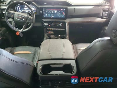 Zdjęcie 8 z 11 samochodu: 2023 GMC SIERRA K1500 AT4 VIN:1GTUUEE80PZ197985 - miniatura