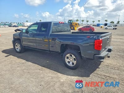 Drugie zdjęcie samochodu z przodu: 2019 CHEVROLET SILVERADO LD K1500 LT VIN:2GCVKPEC3K1195207 - miniatura