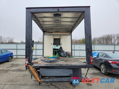 Zdjęcie 6 z 12 samochodu: 2023 CHEVROLET EXPRESS G3500 VIN:1GB3GRC73P1246281 - miniatura