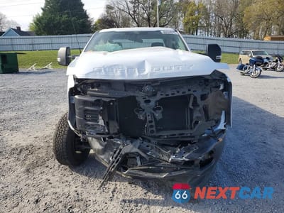 Piąte zdjęcie samochodu w środku: 2024 FORD F250 SUPER DUTY VIN:1FT7X2BA4REC52166 - miniatura
