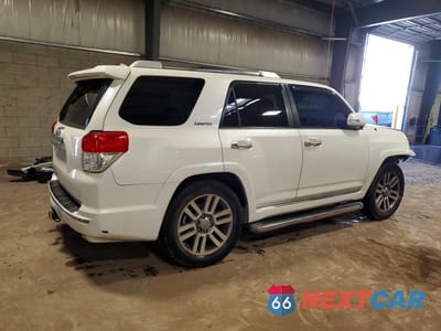 Trzecie zdjęcie samochodu z tyłu: 2011 TOYOTA 4RUNNER LIMITED VIN:JTEBU5JR1B5042752 - miniatura