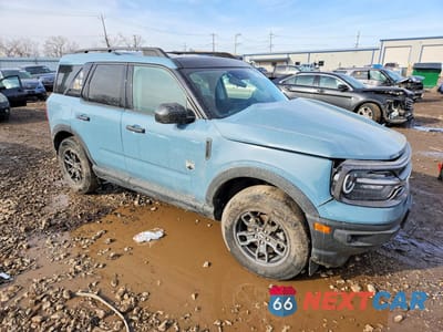 Czwarte zdjęcie samochodu z boku: 2023 FORD BRONCO SPORT BIG BEND VIN:3FMCR9B65PRD86915 - miniatura