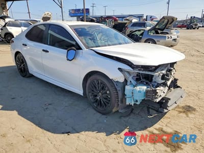 Czwarte zdjęcie samochodu z boku: 2022 TOYOTA CAMRY SE NIGHTSHADE VIN:4T1G11AK6NU035297 - miniatura