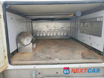 Zdjęcie 10 z 13 samochodu: 2015 RAM 4500 VIN:3C7WRKBJ9FG530881 - miniatura