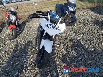 Drugie zdjęcie samochodu z przodu: 2016 YAMAHA YZFR3 VIN:MH3RH06Y6GK010416 - miniatura