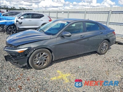 2024 HYUNDAI ELANTRA SEL KMHLM4DG5RU734182 - główne zdjęcie licytacji z USA - miniatura