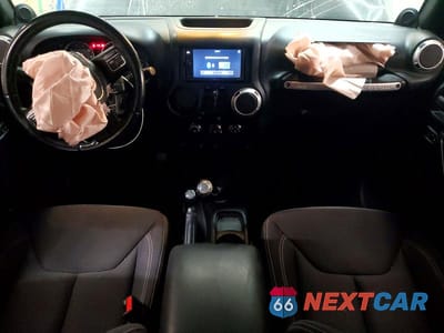 Zdjęcie 8 z 11 samochodu: 2013 JEEP WRANGLER UNLIMITED SAHARA VIN:1C4BJWEG8DL509580 - miniatura