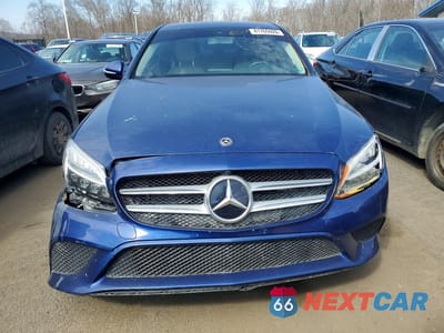 Piąte zdjęcie samochodu w środku: 2019 MERCEDES-BENZ C 300 4MATIC VIN:55SWF8EB8KU288080 - miniatura
