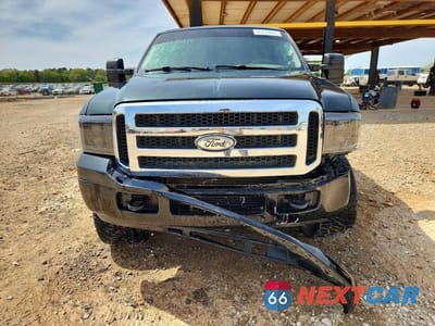 Piąte zdjęcie samochodu w środku: 2004 FORD F250 SUPER DUTY VIN:1FTNW21P04EB37038 - miniatura