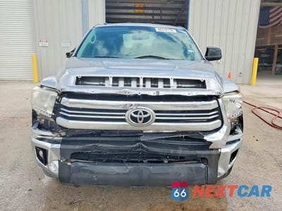 Piąte zdjęcie samochodu w środku: 2016 TOYOTA TUNDRA SR5 VIN:5TFRM5F19GX109289 - miniatura