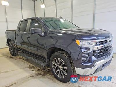 Czwarte zdjęcie samochodu z boku: 2022 CHEVROLET SILVERADO K1500 LT-L VIN:1GCPDKEK7NZ524483 - miniatura