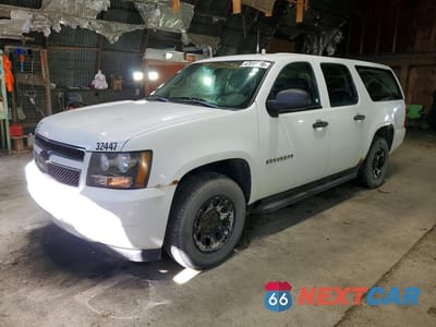 2010 CHEVROLET SUBURBAN C1500 LS 1GNUCHE07AR100830 - główne zdjęcie licytacji z USA - miniatura