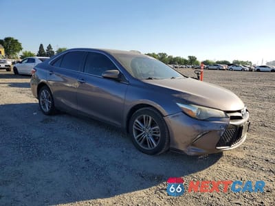 Czwarte zdjęcie samochodu z boku: 2016 TOYOTA CAMRY SE VIN:4T1BF1FKXGU204860 - miniatura