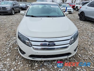 Piąte zdjęcie samochodu w środku: 2011 FORD FUSION SE VIN:3FAHP0HA8BR203934 - miniatura