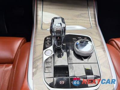 Zdjęcie 11 z 14 samochodu: 2019 BMW X7 XDRIVE40I VIN:5UXCW2C52KLB43713 - miniatura