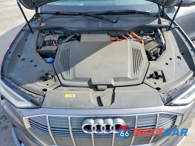 Zdjęcie 12 z 14 samochodu: 2022 AUDI E-TRON PREMIUM PLUS VIN:WA1LAAGE7NB013299 - miniatura