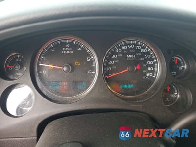 Zdjęcie 9 z 13 samochodu: 2012 CHEVROLET SUBURBAN C1500 LT VIN:1GNSCJE09CR135225 - miniatura