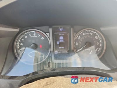 Zdjęcie 9 z 11 samochodu: 2016 TOYOTA TACOMA TRD SPORT VIN:5TFSZ5AN9GX004524 - miniatura