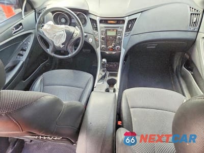 Zdjęcie 8 z 13 samochodu: 2011 HYUNDAI SONATA SE VIN:5NPEC4AC3BH114528 - miniatura