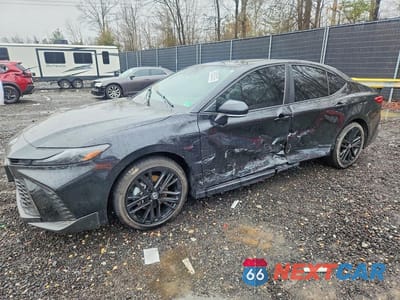 2025 TOYOTA CAMRY SE 4T1DAACK6SU029785 - główne zdjęcie licytacji z USA - miniatura
