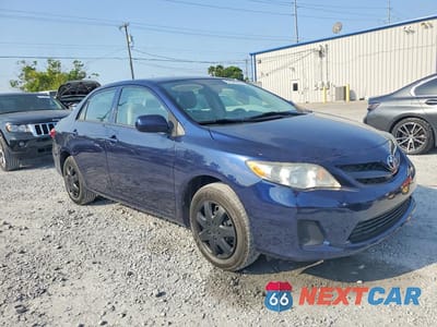 Czwarte zdjęcie samochodu z boku: 2012 TOYOTA COROLLA L VIN:2T1BU4EE2CC857584 - miniatura