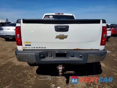 Zdjęcie 6 z 12 samochodu: 2011 CHEVROLET SILVERADO K1500 VIN:1GCNKPEA8BZ283708 - miniatura