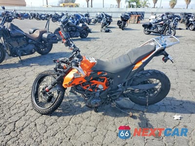 Trzecie zdjęcie samochodu z tyłu: 2023 KTM 390 ADVENTURE VIN:MD2JGJ403PC257625 - miniatura