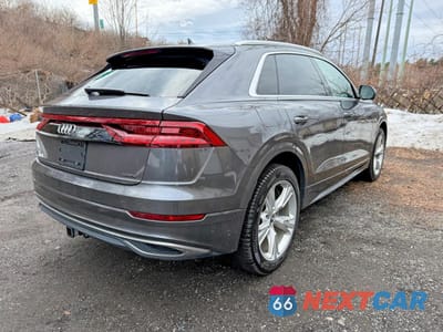 Czwarte zdjęcie samochodu z boku: 2019 AUDI Q8 PREMIUM PLUS VIN:WA1BVAF19KD039112 - miniatura