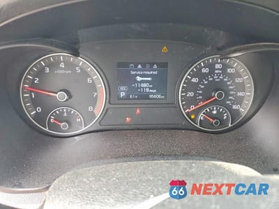 Zdjęcie 9 z 11 samochodu: 2019 KIA OPTIMA LX VIN:5XXGT4L30KG281804 - miniatura
