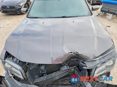 Zdjęcie 11 z 12 samochodu: 2018 CHRYSLER 300 S VIN:2C3CCAGG9JH314292 - miniatura