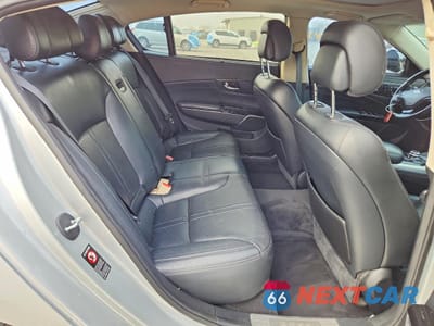 Zdjęcie 10 z 14 samochodu: 2015 KIA K900 PREMIUM VIN:KNALU4D41F6026678 - miniatura
