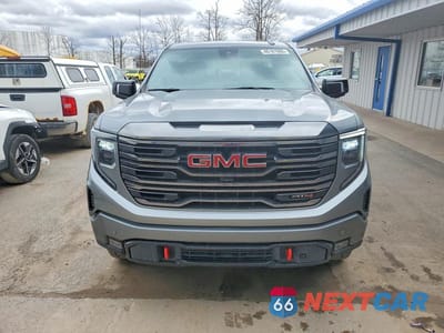 Piąte zdjęcie samochodu w środku: 2024 GMC SIERRA K1500 AT4 VIN:3GTUUEE87RG362675 - miniatura