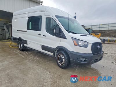 Czwarte zdjęcie samochodu z boku: 2023 FORD TRANSIT T-250 VIN:1FTBR3X86PKA82696 - miniatura