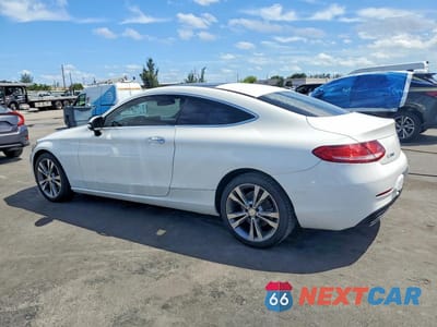 Drugie zdjęcie samochodu z przodu: 2017 MERCEDES-BENZ C 300 4MATIC VIN:WDDWJ4KB6HF388850 - miniatura