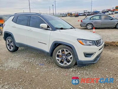 Czwarte zdjęcie samochodu z boku: 2020 JEEP COMPASS LIMITED VIN:3C4NJDCB8LT227824 - miniatura