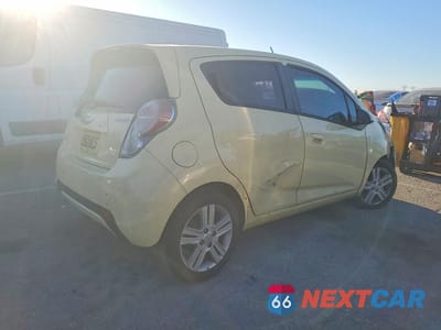 Trzecie zdjęcie samochodu z tyłu: 2014 CHEVROLET SPARK LS VIN:KL8CB6S9XEC521764 - miniatura
