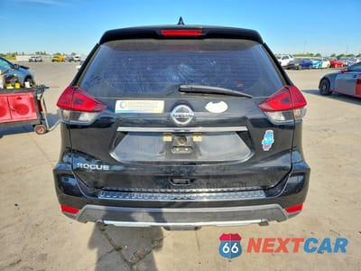 Zdjęcie 6 z 13 samochodu: 2018 NISSAN ROGUE S VIN:KNMAT2MT7JP513914 - miniatura