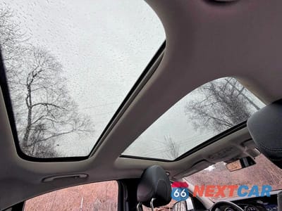 Zdjęcie 11 z 14 samochodu: 2018 MERCEDES-BENZ E 300 4MATIC VIN:WDDZF4KB1JA424428 - miniatura