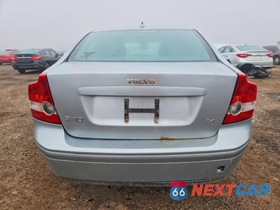 Zdjęcie 6 z 13 samochodu: 2006 VOLVO S40 2.4I VIN:YV1MS390262207352 - miniatura