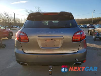 Zdjęcie 6 z 13 samochodu: 2014 PORS 2014 PORSCHE CAYENNE V6 4D SUV VIN:WP1AA2A29ELA90749 - miniatura