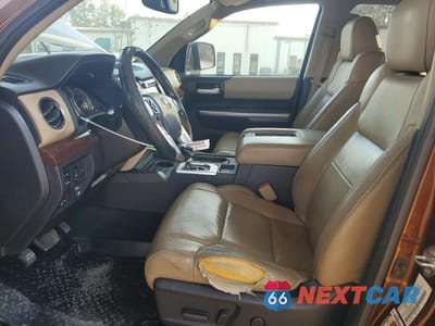 Zdjęcie 7 z 11 samochodu: 2014 TOYOTA TUNDRA LIMITED VIN:5TFSY5F17EX162916 - miniatura