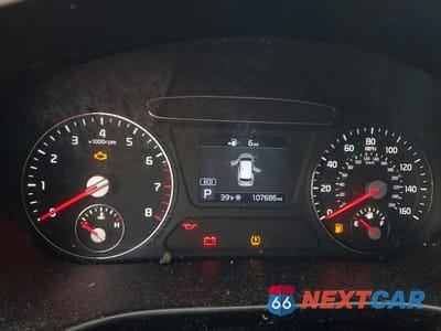 Zdjęcie 9 z 13 samochodu: 2020 KIA SORENTO LX V6 VIN:5XYPG4A51LG631124 - miniatura