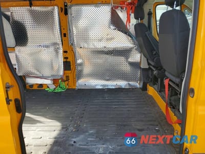 Zdjęcie 11 z 13 samochodu: 2022 RAM PROMASTER 2500 DELIVERY VAN VIN:3C6LRVDG5NE118428 - miniatura