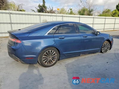 Trzecie zdjęcie samochodu z tyłu: 2018 LINCOLN MKZ PREMIERE VIN:3LN6L5B92JR603703 - miniatura
