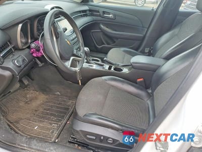 Zdjęcie 7 z 11 samochodu: 2015 CHEVROLET MALIBU 1LT VIN:1G11C5SL2FF154062 - miniatura