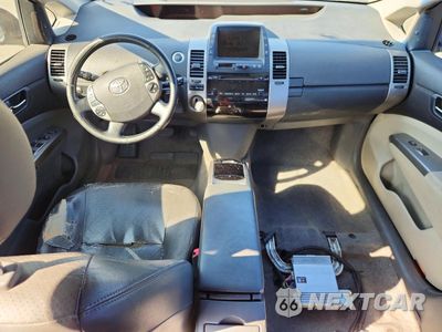 Zdjęcie 8 z 13 samochodu: 2006 TOYOTA PRIUS BASE VIN:JTDKB20U063139683 - miniatura