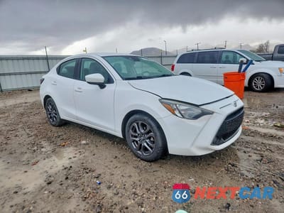 Czwarte zdjęcie samochodu z boku: 2019 TOYOTA YARIS LE VIN:3MYDLBYV4KY516912 - miniatura