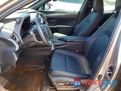 Zdjęcie 7 z 11 samochodu: 2019 LEXUS UX 200 BASE VIN:JTHY3JBH0K2011525 - miniatura