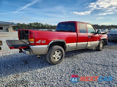 Trzecie zdjęcie samochodu z tyłu: 2000 CHEVROLET SILVERADO K1500 VIN:1GCEK19T8YE207432 - miniatura